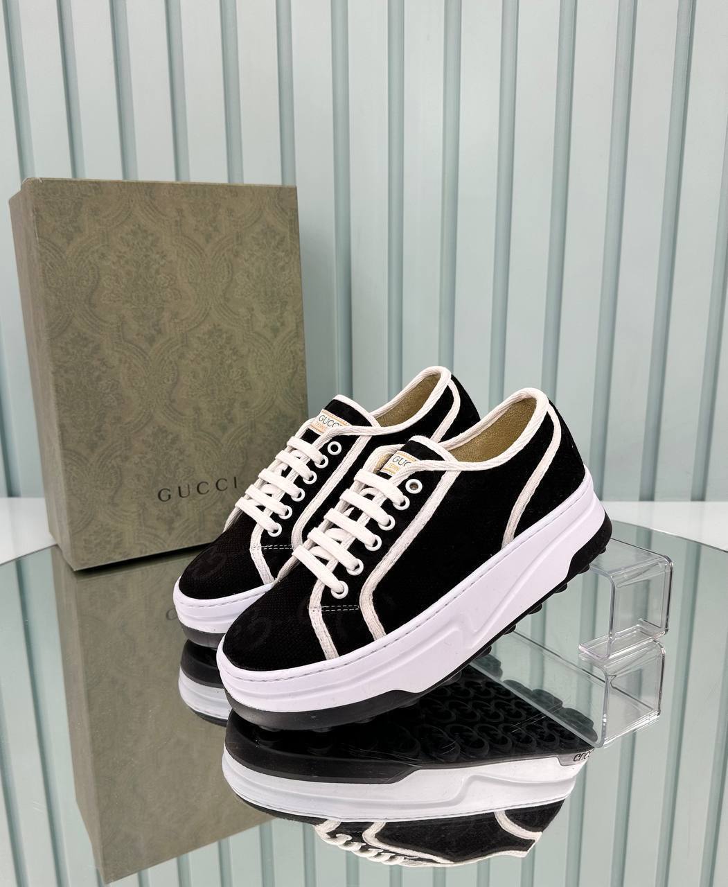 GG- Shoes