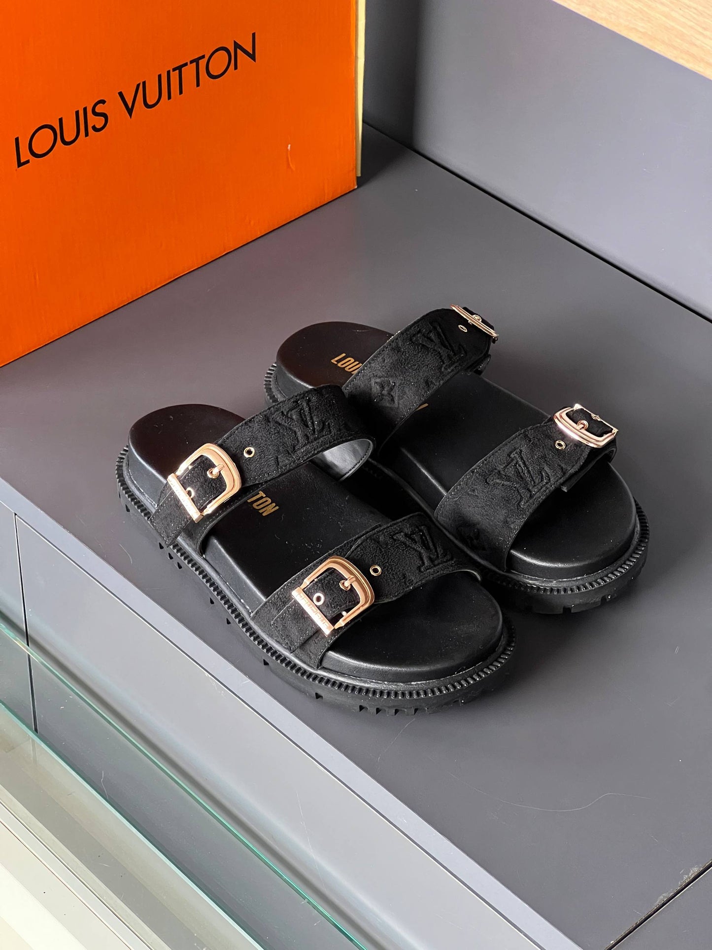 LVS- Slippers