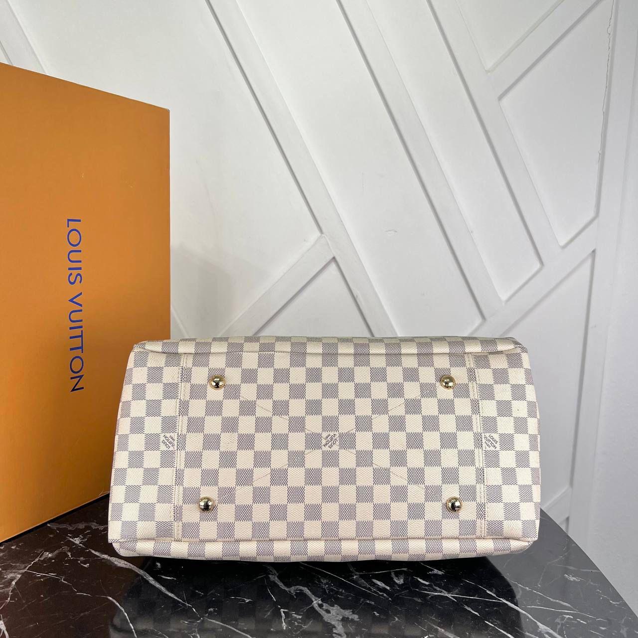 LVS- Artsy MM Bag