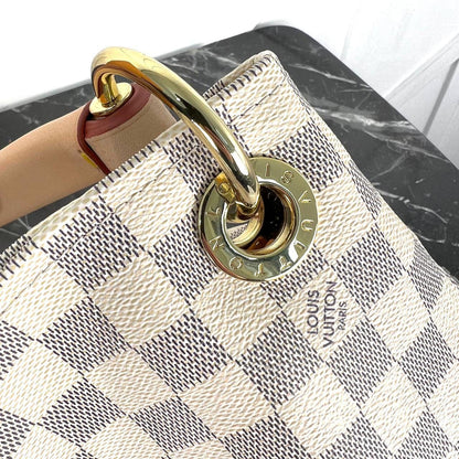 LVS- Artsy MM Bag