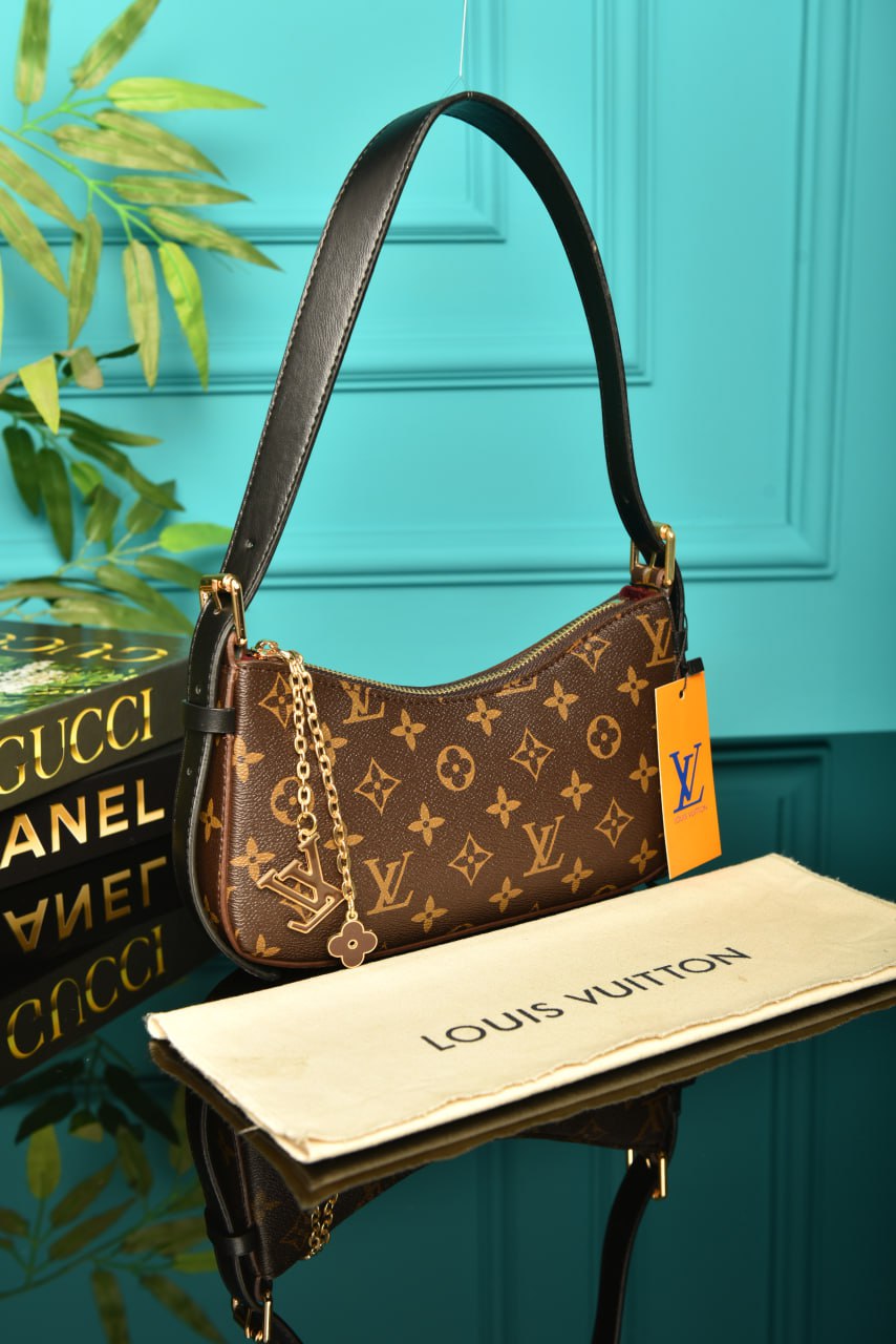 LVS- Bloom Pochette Bag