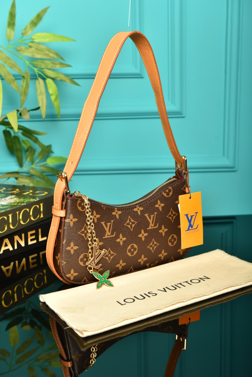 LVS- Bloom Pochette Bag