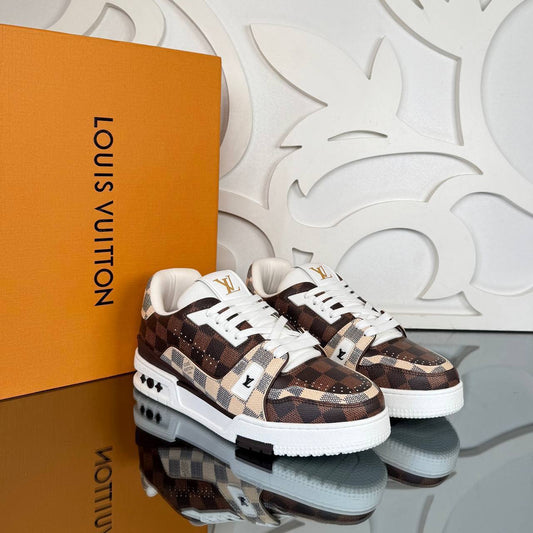 LVS- Shoes