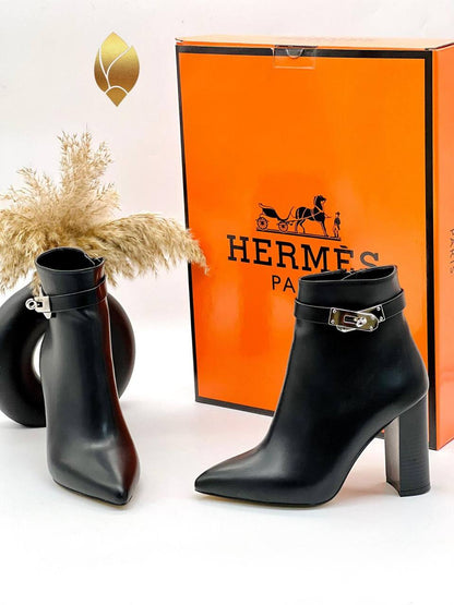 HRM New Collection