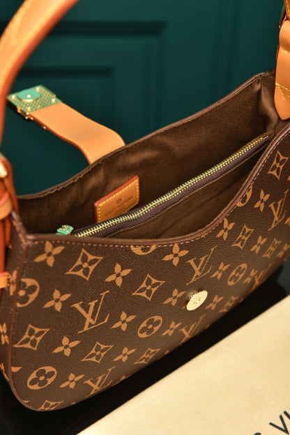 Low Key Shoulder Bag