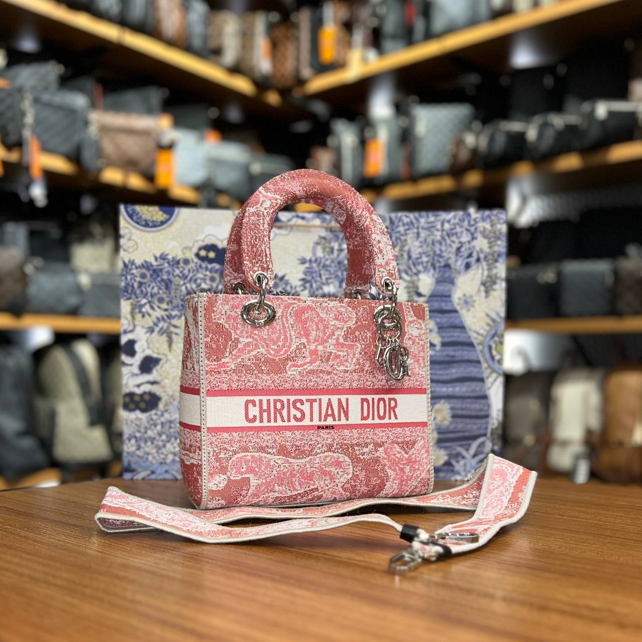 Medium Lady Bag