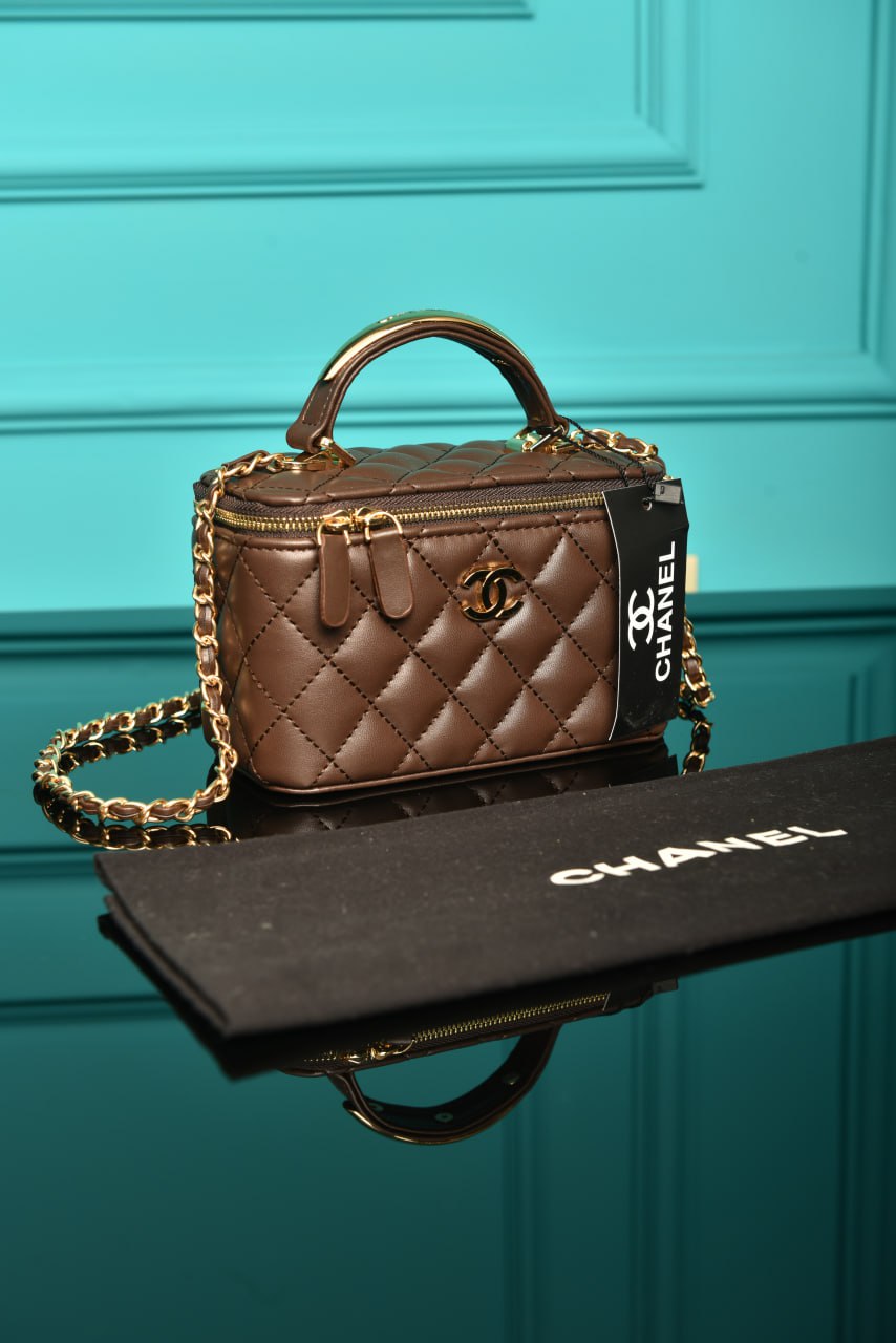 CHL- Quilted Lambskin Vanity Case Bag