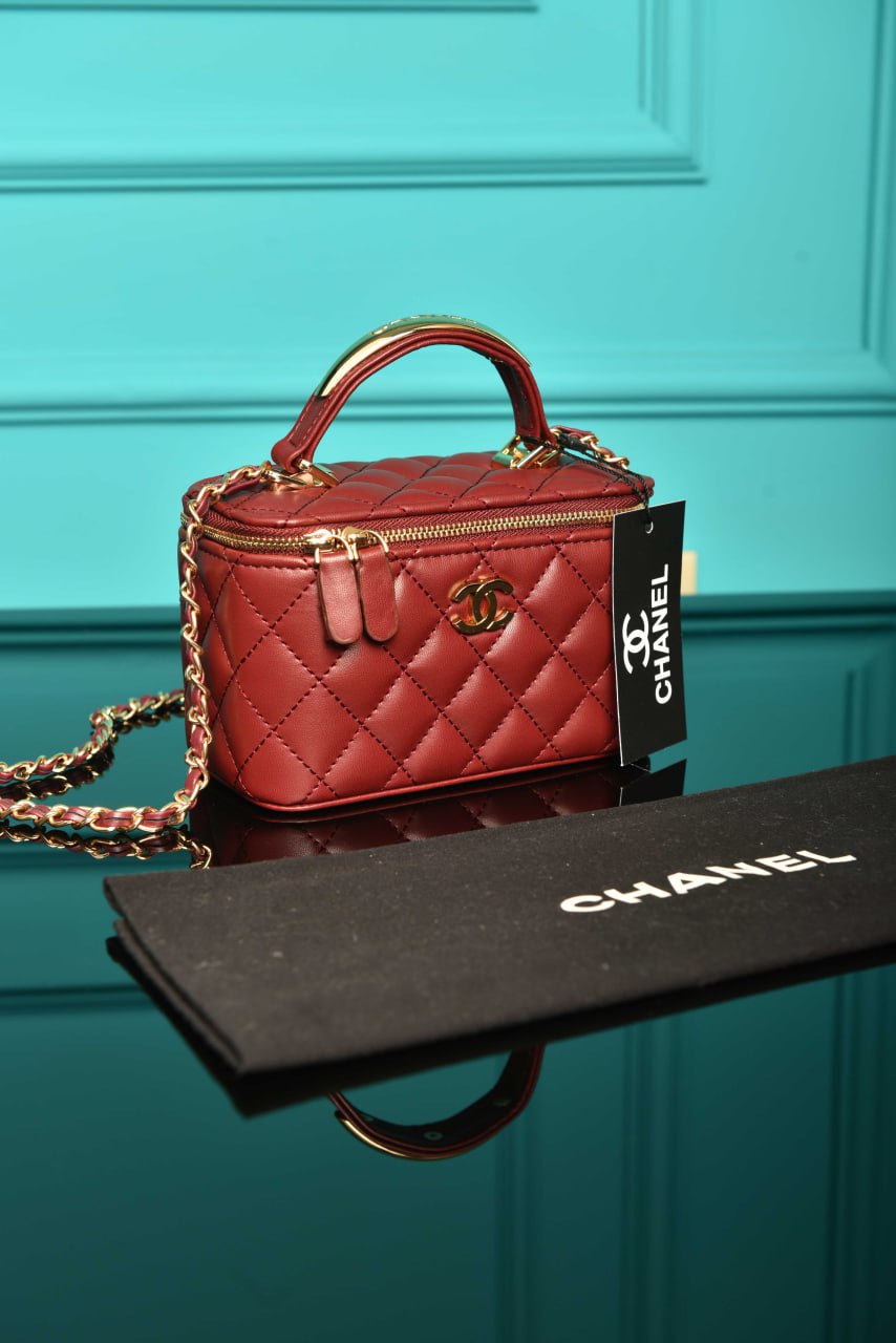 CHL- Quilted Lambskin Vanity Case Bag