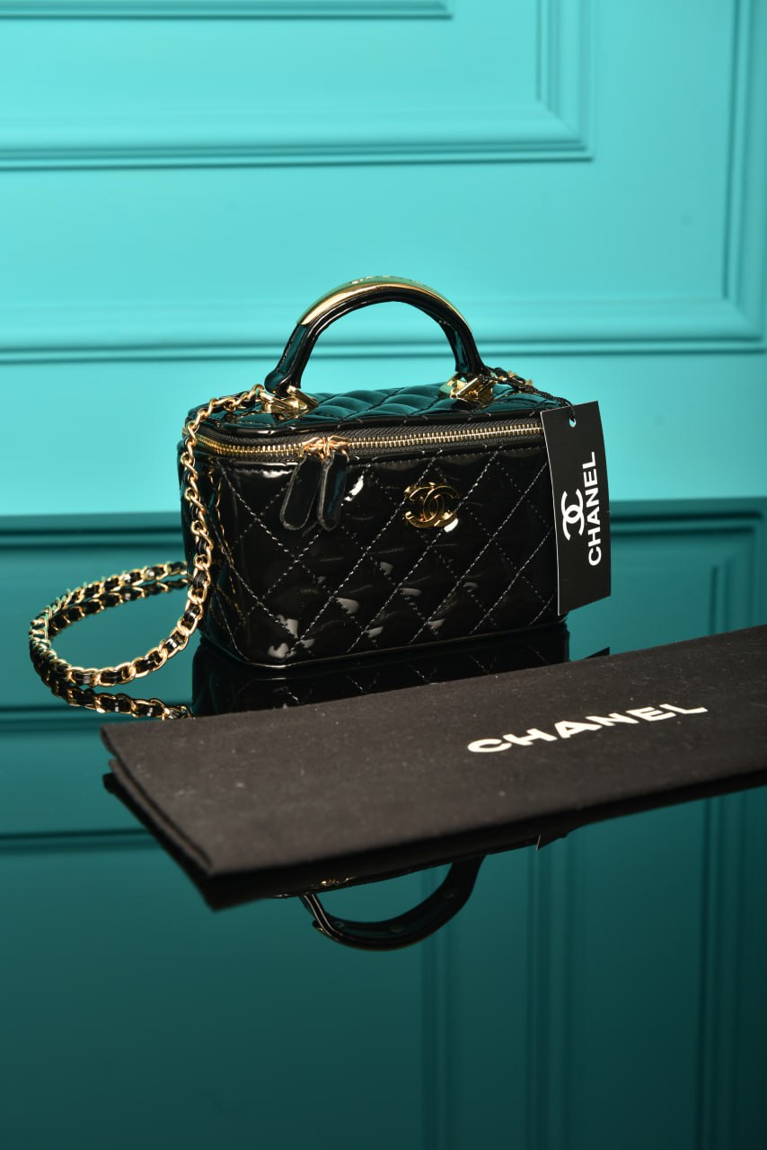 Quilted Small Lambskin Vanity Case
