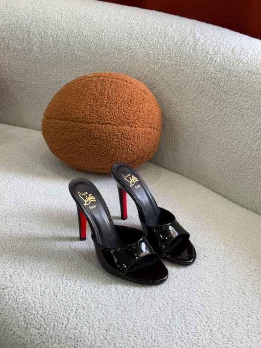 CL- Slippers