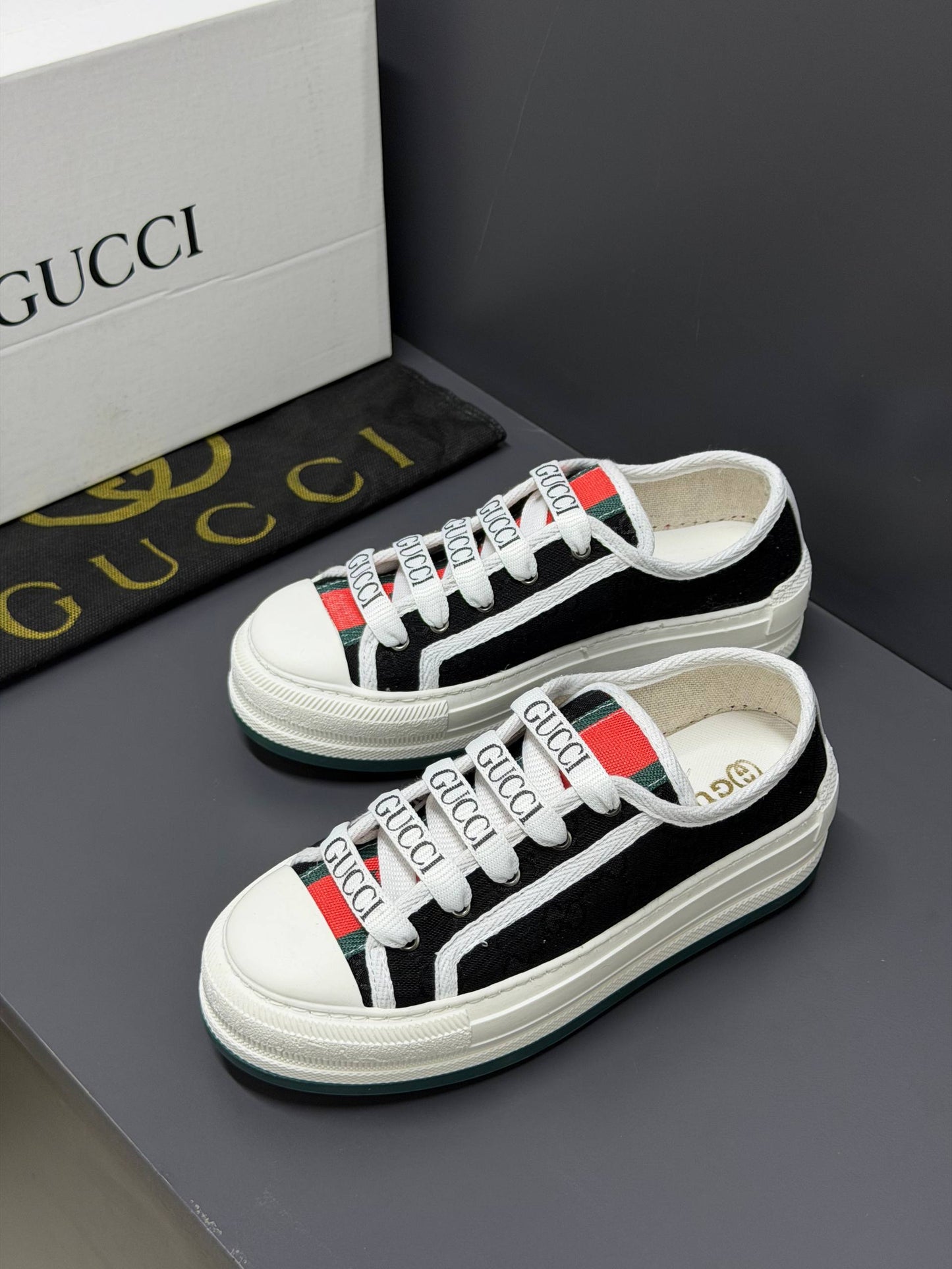 GG- Shoes