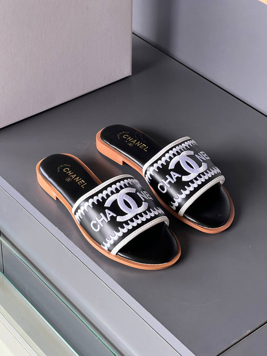 CHL- Slippers