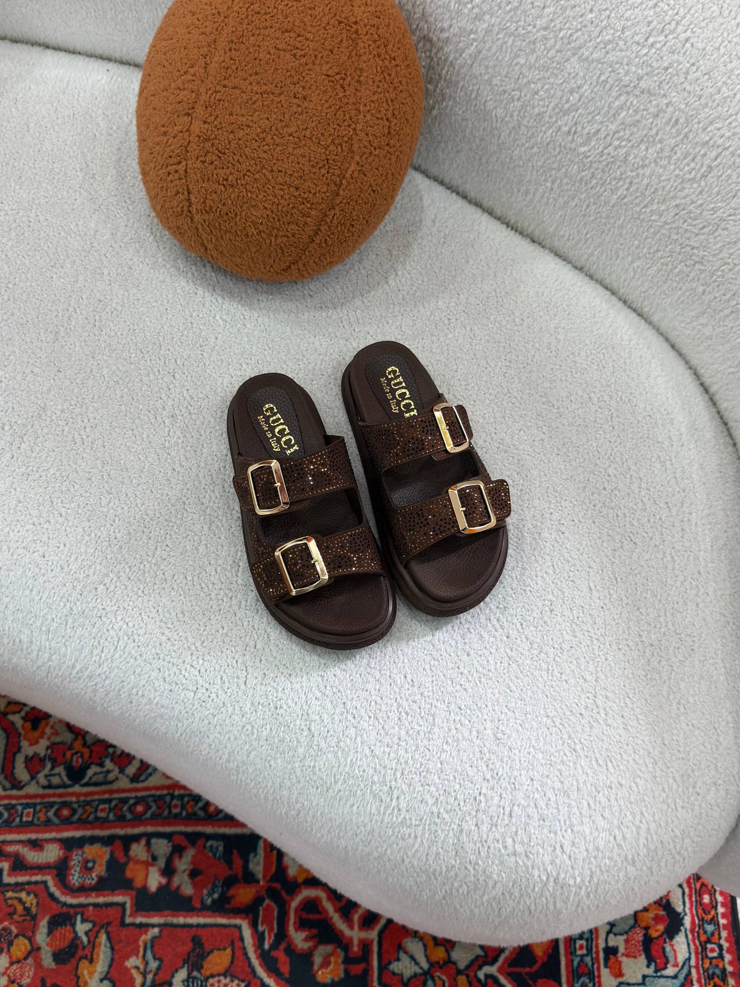 GG- Slippers