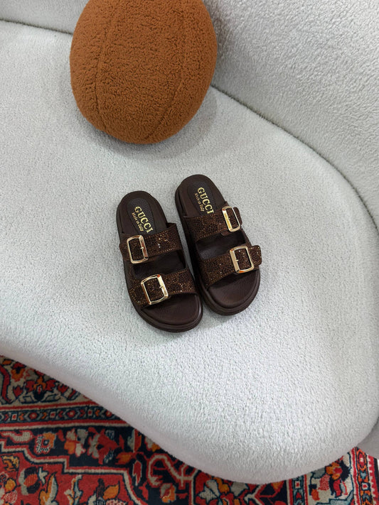 GG- Slippers